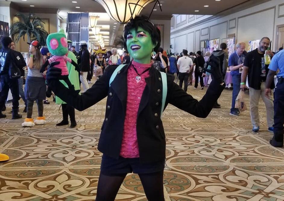 省药监局开展“攻坚克难当先锋、决战决胜做表率” 主题党日暨6月党员政治生日活动|世界杯买球(图3) 世界杯买球